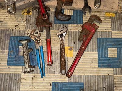 Sale Photo Thumbnail #1225: BT4-Tool Lot