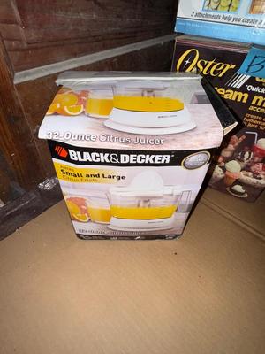 Sale Photo Thumbnail #1245: BT11-Various Kitchen Items