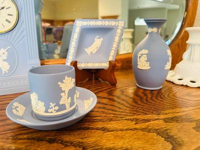 BEAUTIFUL WEDGWOOD JASPERWARE