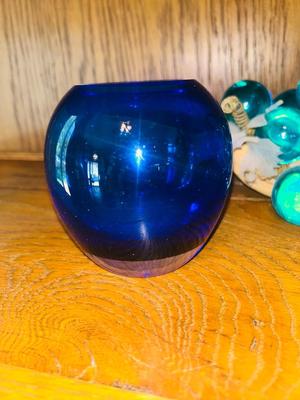 ViINTAGE GLASS GRAPES AND A COBALT BLUE BOWL