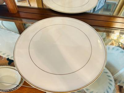 A VERY NICE SET OF LENOX CHINA