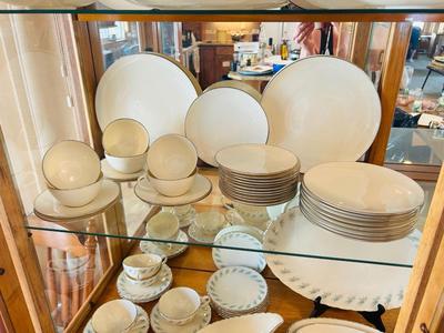 A VERY NICE SET OF LENOX CHINA