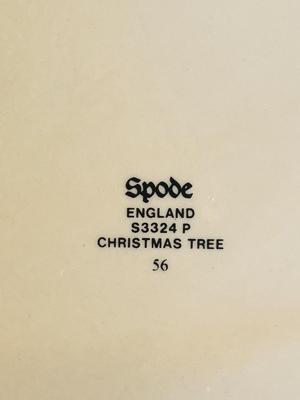 SPODE ENGLAND CHRISTMAS TREE DINNERWARE