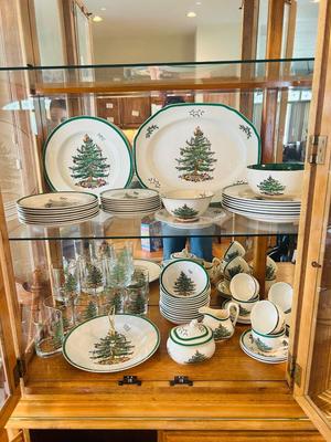 SPODE ENGLAND CHRISTMAS TREE DINNERWARE