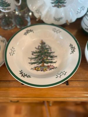 SPODE ENGLAND CHRISTMAS TREE DINNERWARE