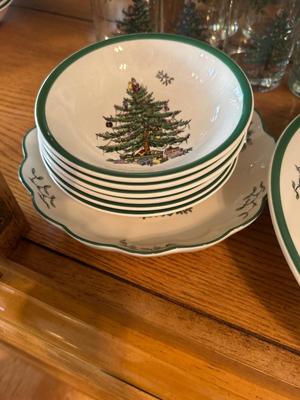 SPODE ENGLAND CHRISTMAS TREE DINNERWARE
