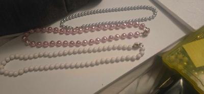 Lot of faux pearls