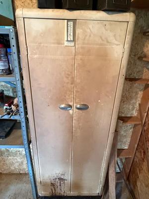 Sale Photo Thumbnail #1298: G129-Metal shop cabinet