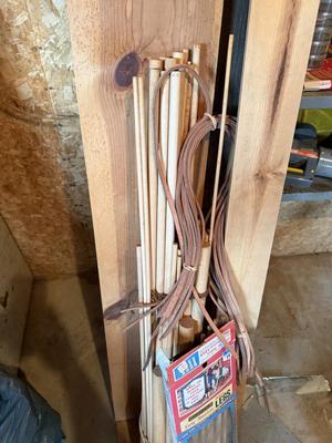 Sale Photo Thumbnail #1307: G131-Sawblades plus miscellaneous Wood/extras