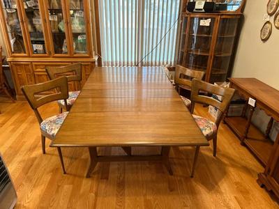 BEAUTIFUL LIKE NEW VINTAGE HEYWOOD WAKEFIELD DROP LEAF DINING TABLE AND CHAIRS