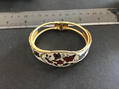 Clossione Butterfly Clamper Bracelet