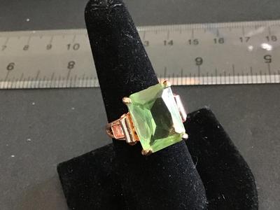 Rose Gold Tone With Green Glass Stone Fashion