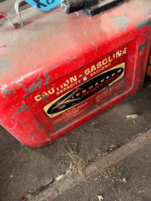 Sale Photo Thumbnail #1474: X8 Metal gas cans