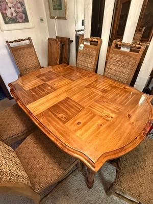 Sale Photo Thumbnail #1505: DR9 Dining set