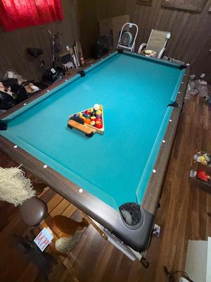 Sale Photo Thumbnail #1517: M87 Pool table