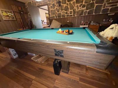 Sale Photo Thumbnail #1515: M87 Pool table