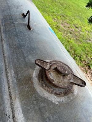Sale Photo Thumbnail #1609: O11 Outdoor tank