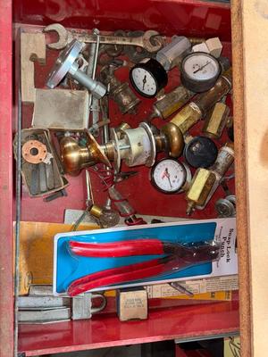 Sale Photo Thumbnail #1689: G139 Cabinet + contents