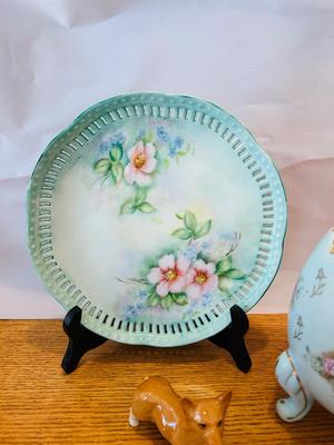 PRETTY LITTLE BELL, CORGY, PLATE AND EGG SHELL VASE