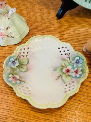 PRETTY LITTLE BELL, CORGY, PLATE AND EGG SHELL VASE