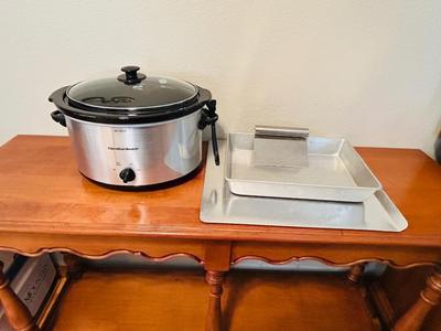 CROCKPOT AND BAKING SHEETS