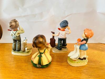 JOSEF AND NAPCO ORIGINAL FIGURINES