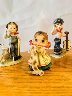 JOSEF AND NAPCO ORIGINAL FIGURINES