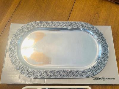 ONIEDA FLATWARE AND WILTON PEWTER PLATTER