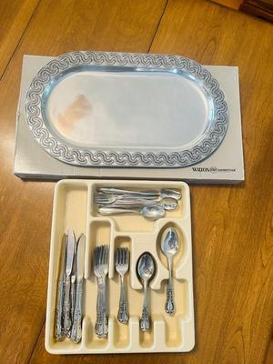 ONIEDA FLATWARE AND WILTON PEWTER PLATTER
