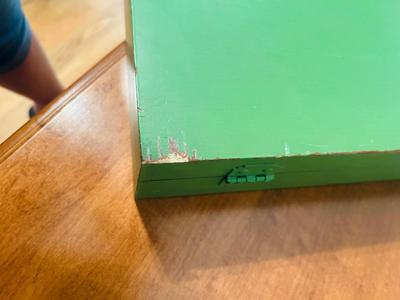 ONIEDA FLATWARE IN BOX AND CLOTH NAPKINS