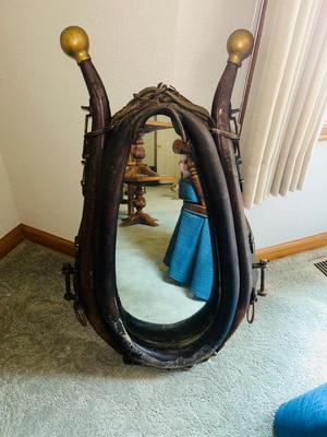 ANTIQUE LEATHER HORSE COLLAR/HAMES WESTERN ART WALL MIRROR WITH BRASS BALLS
