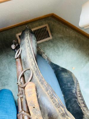 ANTIQUE LEATHER HORSE COLLAR/HAMES WESTERN ART WALL MIRROR WITH BRASS BALLS