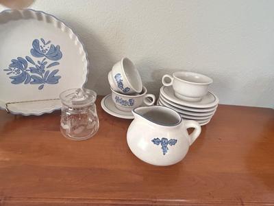 THE LAST OF THE LOVELY PFALTZGRAFF STONEWARE DISHES