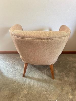 MCM LIKE NEW HEYWOOD WAKEFIELD ARMCHAIR (1of2)