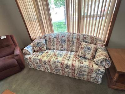 CHARLES SCHNEIDER SOFA AND COLONIAL EARLY AMERICAN ACCENT TABLE