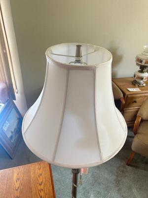 WINNERS ONLY INC SIDE TABLE AND NICE FLOOR LAMP