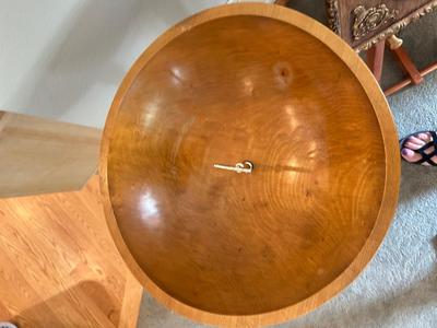 ORIGINAL OIL PAINTING BY by ANDRN on EASLE & SHERYN’S MAYPLE WOOD NUT BOWL