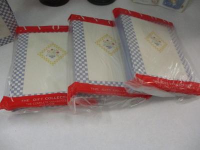 AVON Collectibles Bottles & Books