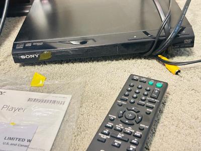 32” POLAROID PLASMA TELEVISION WITH BUILT IN DVD PLAYER AND SONY CR/DVD PLAYER