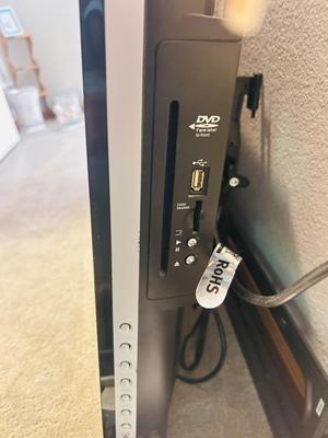 32” POLAROID PLASMA TELEVISION WITH BUILT IN DVD PLAYER AND SONY CR/DVD PLAYER