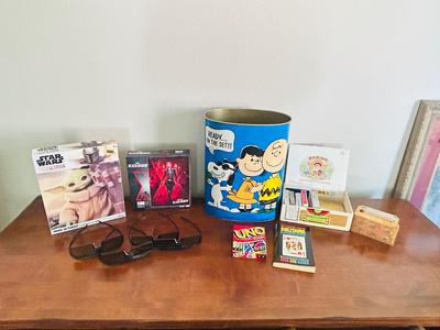 VTG PEANUTS TRASH CAN, SAMSUNG 3D ACTIVE GLASSES, PLAYING CARDS AND PUZZLES