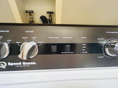 SPEED QUEEN COMMERCIAL HEAVY DUTY WASHING MACHINE