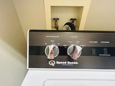 SPEED QUEEN COMMERCIAL HEAVY DUTY WASHING MACHINE