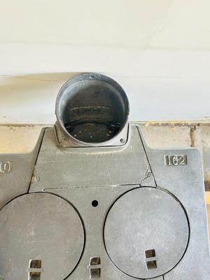 ADORABLE SMALLER ANTIQUE WOOD BURNING STOVE