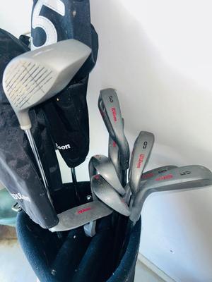 FULL SET OF WILSON GOLF CLUBS IN BAG WITH BALLS & TEES A ND A BONUS CALLAWAY TITAN 10° BIG BERTHA WAR BIRD DRIVER