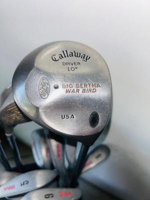 FULL SET OF WILSON GOLF CLUBS IN BAG WITH BALLS & TEES A ND A BONUS CALLAWAY TITAN 10° BIG BERTHA WAR BIRD DRIVER