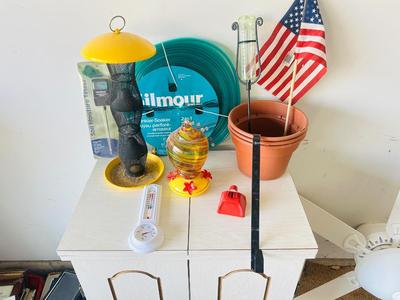 BIRD FEEDERS & GARDEN ITEMS