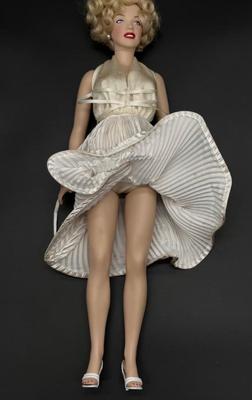 Marilyn Gentlemen Prefer Blonds Hamilton Portrait Doll