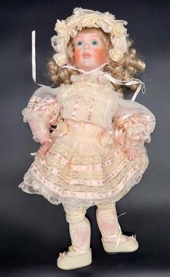 "Madeline" #43/1000 Gorham Small Wonders Collection 16" Limited Edition Doll