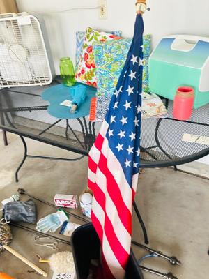 OUTDOOR. PILLOWS, TABLE RUNNER, PLACEMATS, AMERICAN FLAG, UMBRELLA AND MORE